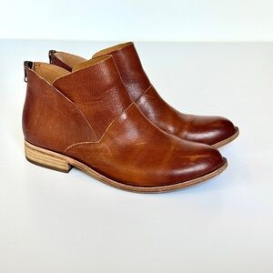 Kork-Ease Brown Leather Ankle Boots | Size 8.5M | Back Zip